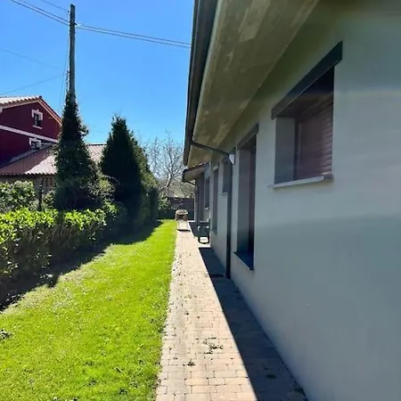 Con Jardin En Cudillero Villa