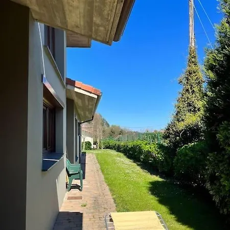 Villa Con Jardin En Cudillero